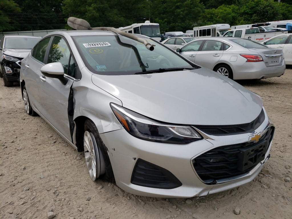 2019 CHEVROLET CRUZE LT - 1G1BE5SM6K7124400