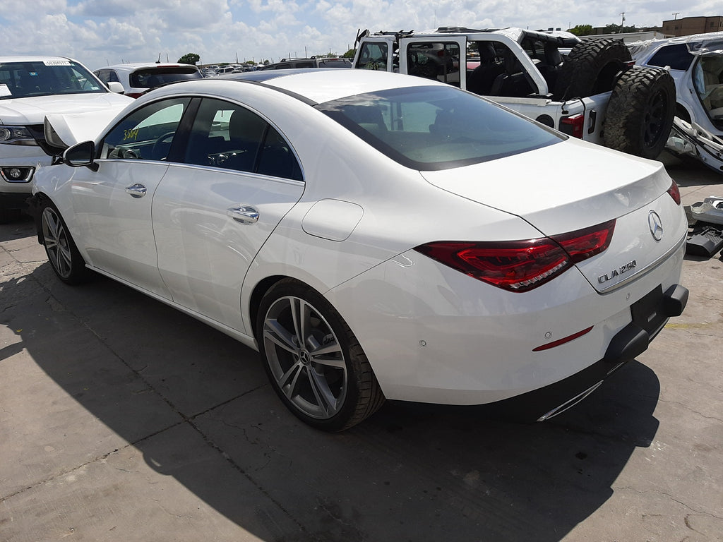 2021 MERCEDES-BENZ CLA 250 - W1K5J4GB9MN218549