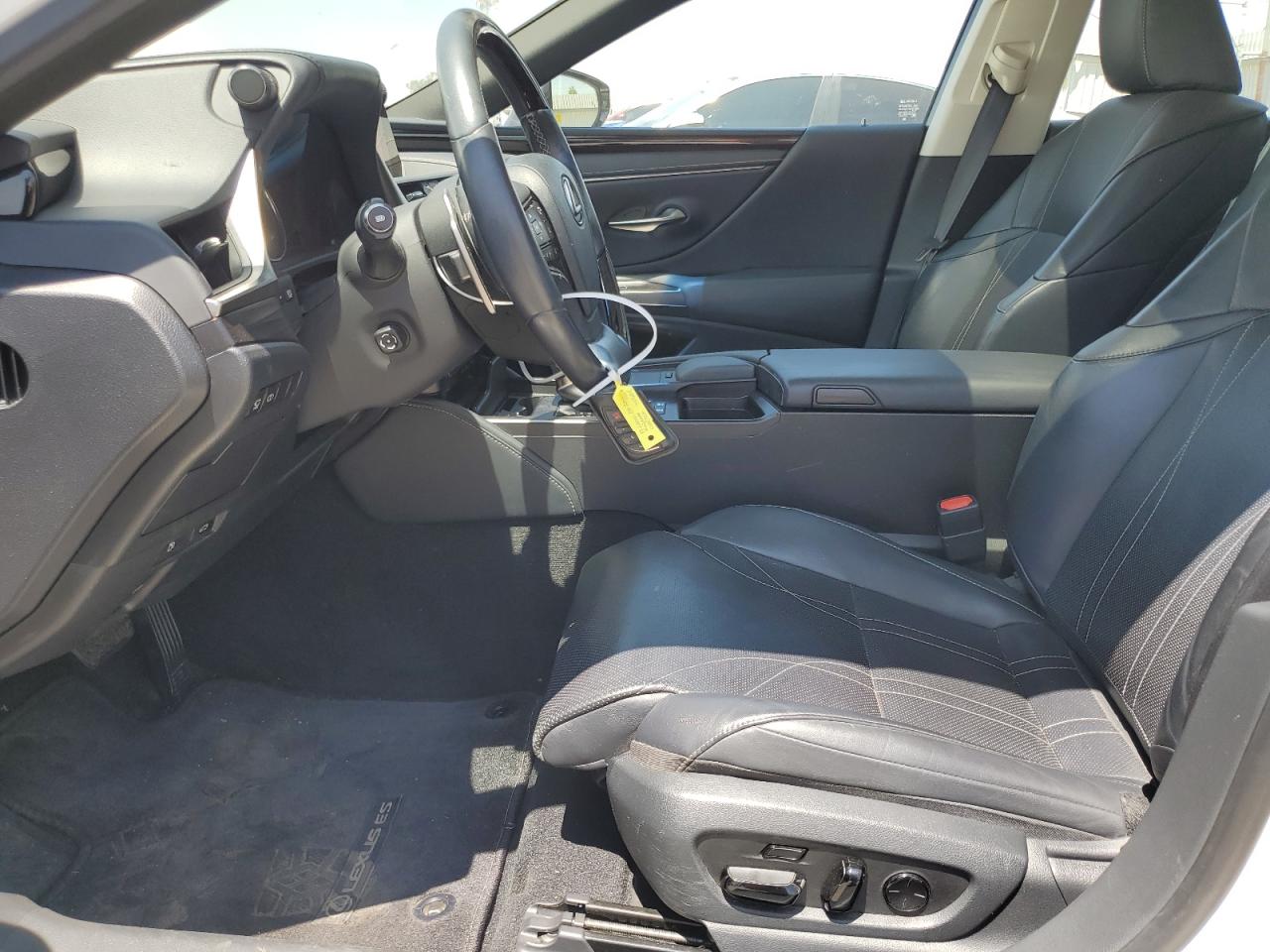 2019 LEXUS ES 300H - JTHB21B17K2006138