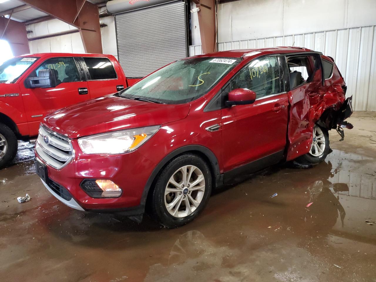 2019 FORD ESCAPE SE - 1FMCU0G97KUB12324