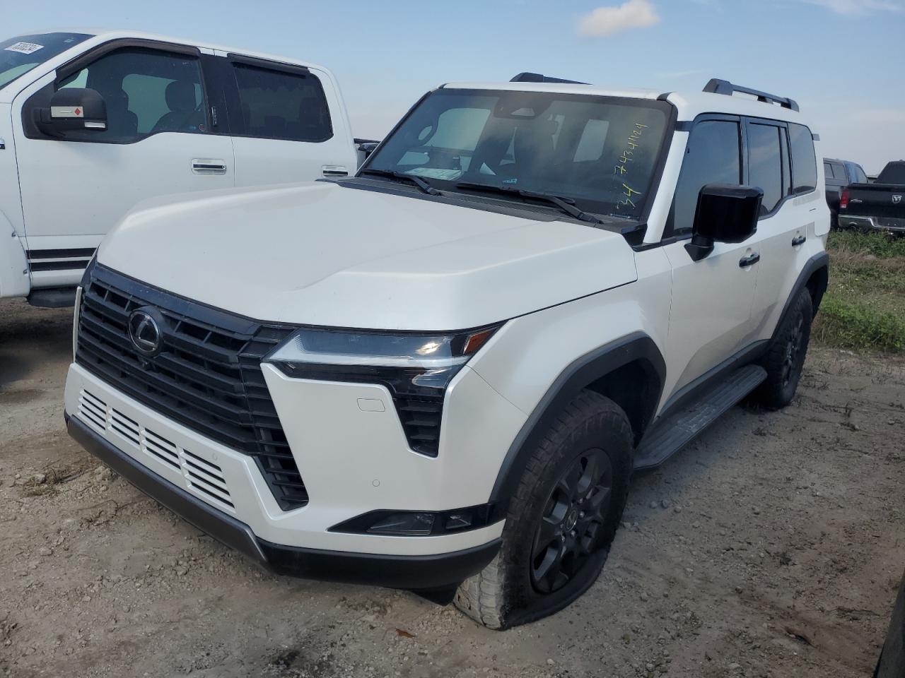 2024 LEXUS GX 550 PRE - JTJTBCDX6R5010478