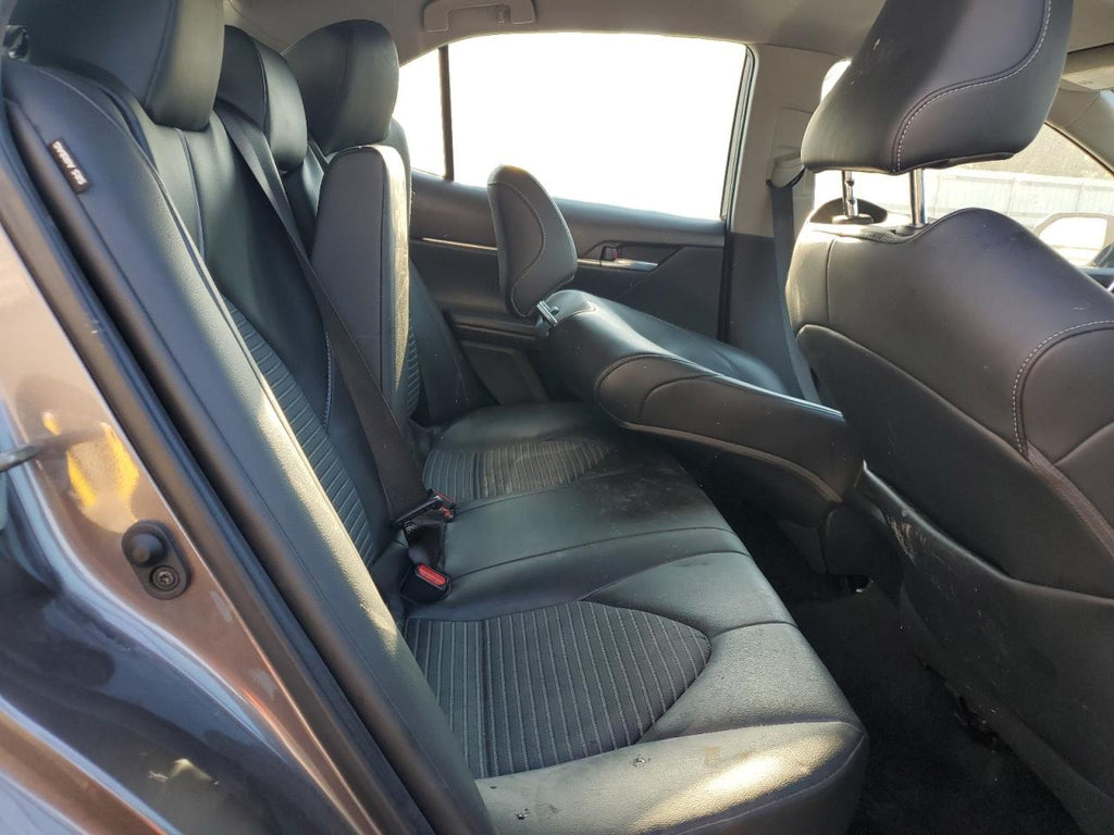 2021 TOYOTA CAMRY SE - 4T1G11AK5MU407811