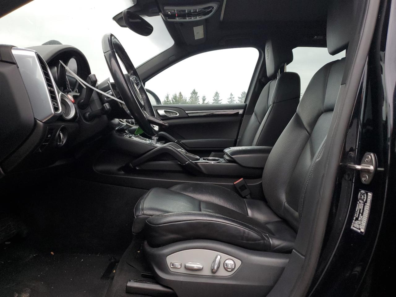 2016 PORSCHE CAYENNE - WP1AA2A22GKA36511