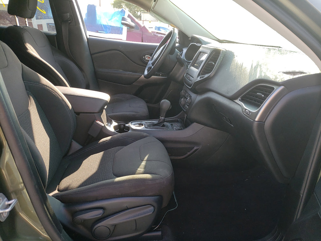 2019 JEEP CHEROKEE L - 1C4PJLCB5KD149803