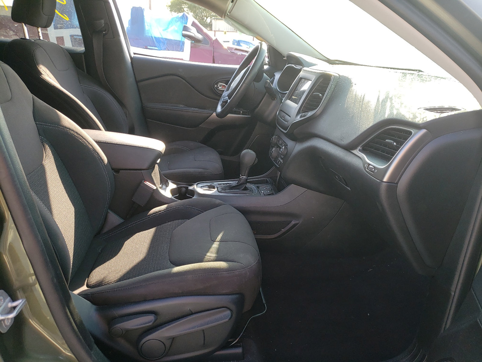 2019 JEEP CHEROKEE L - 1C4PJLCB5KD149803