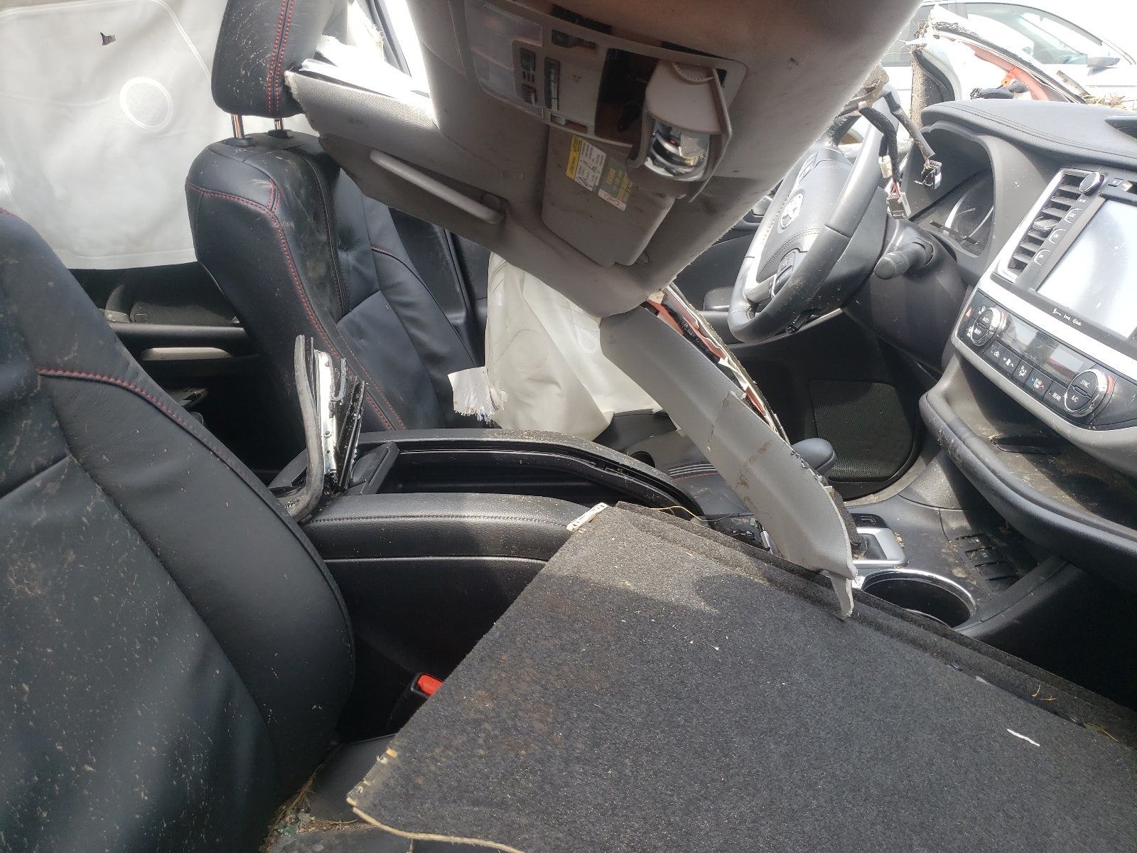 2019 TOYOTA HIGHLANDER - 5TDKZRFH2KS334188