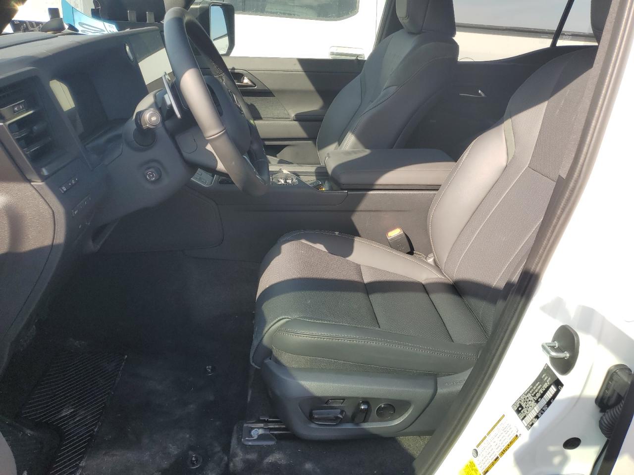 2024 LEXUS GX 550 PRE - JTJTBCDX6R5010478