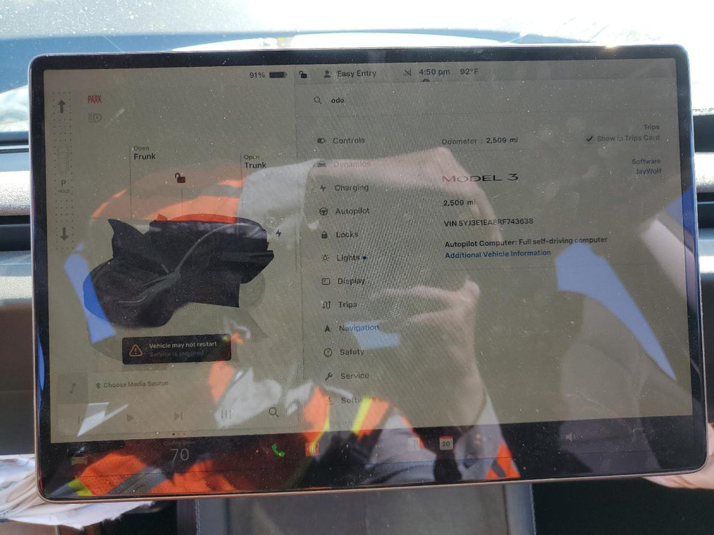 2024 TESLA MODEL 3 - 5YJ3E1EA8RF743638