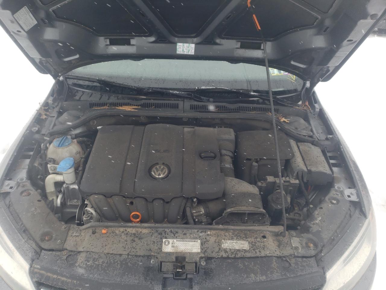 2013 VOLKSWAGEN JETTA SE - 3VWDP7AJ6DM270959