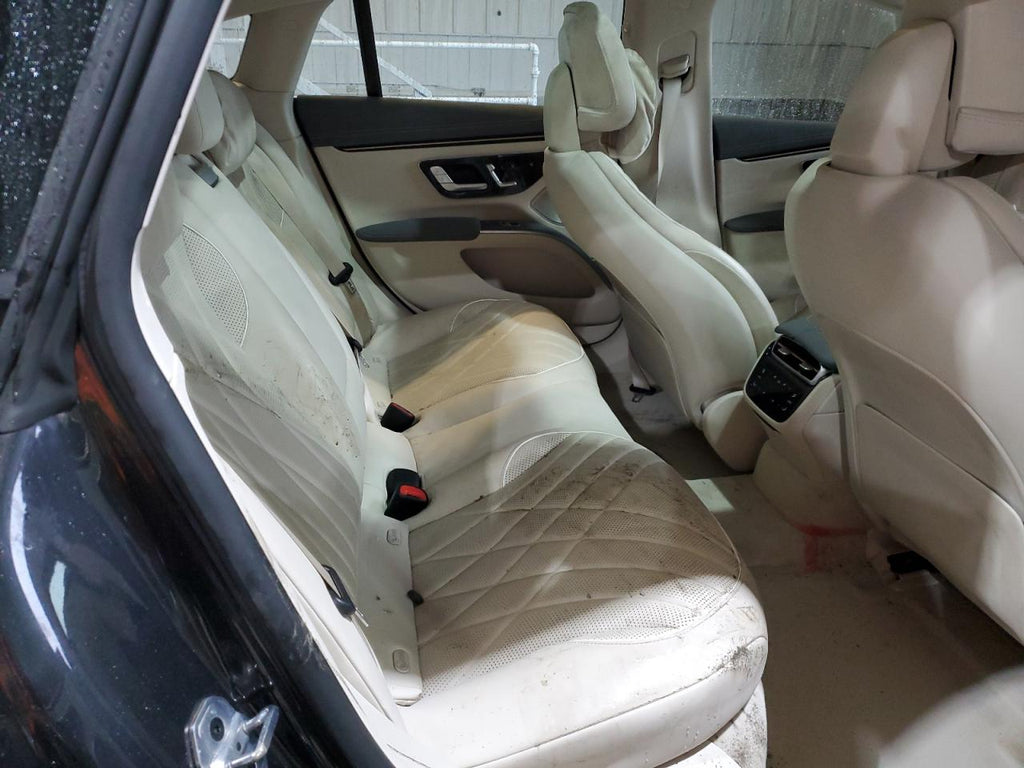 2022 MERCEDES-BENZ EQS SEDAN - W1KCG4EB8NA017680
