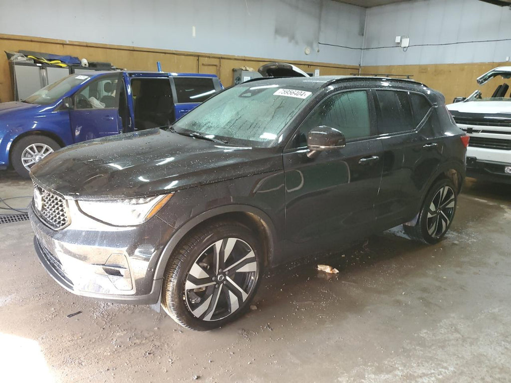 2023 VOLVO XC40 PLUS - YV4L12UW9P2056051