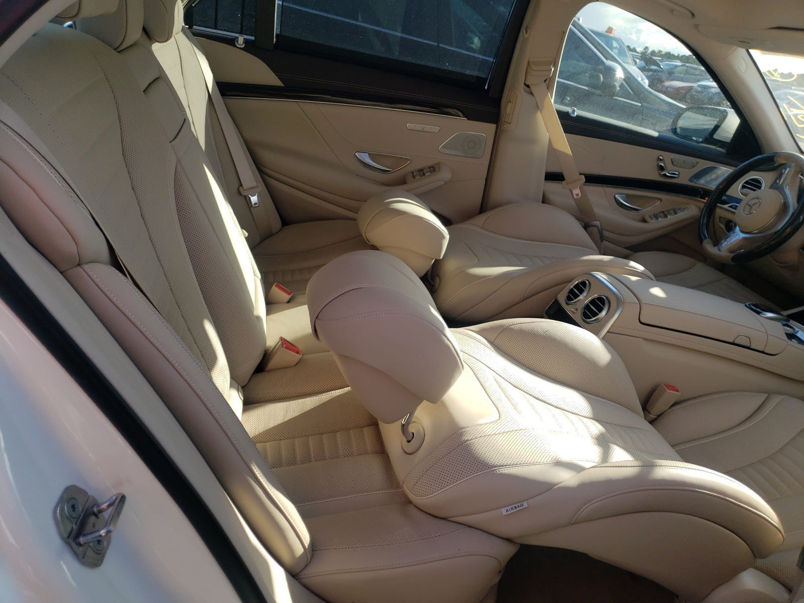 2020 MERCEDES-BENZ S 560 4MAT - WDDUG8GB7LA519151