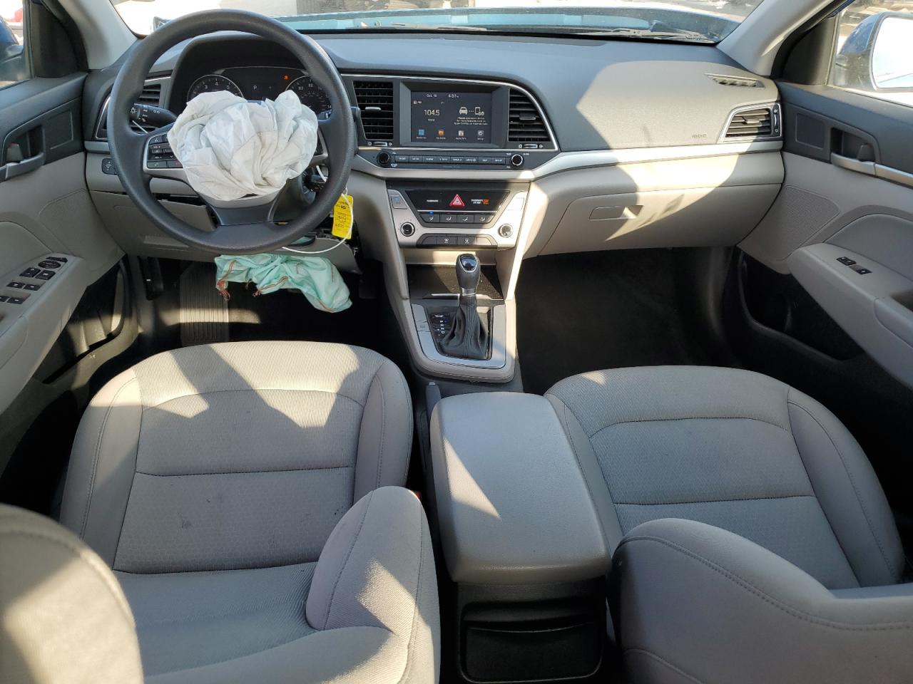2018 HYUNDAI ELANTRA SE - KMHD84LF4JU472158