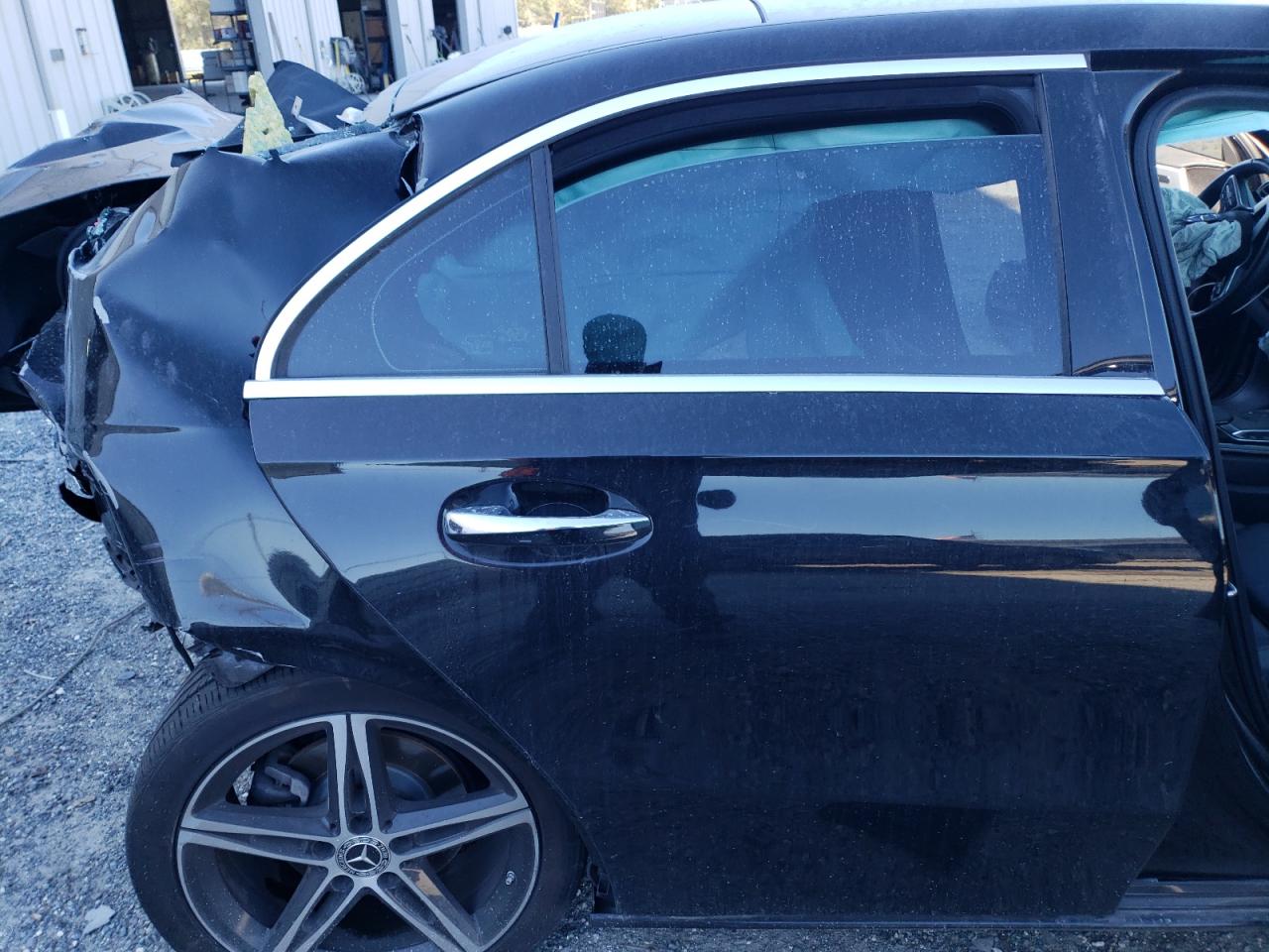 2020 MERCEDES-BENZ A 220 - W1K3G4EB1LW047460
