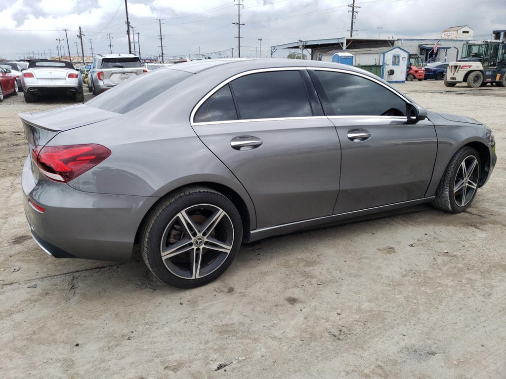 2019 MERCEDES-BENZ A 220 - WDD3G4EB9KW010641