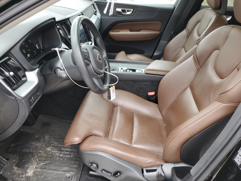 2019 VOLVO XC60 T6 MO - LYVA22RK8KB192952