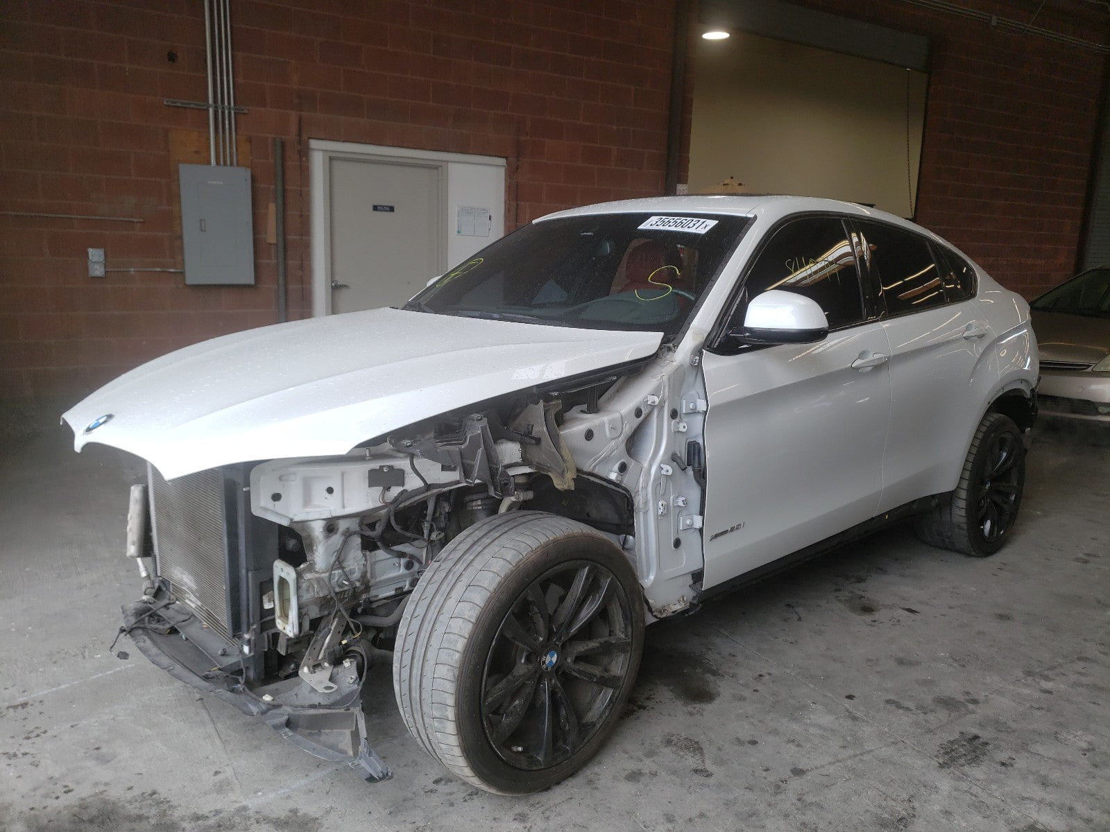 2018 BMW X6 XDRIVE5 - 5UXKU6C58J0W39069