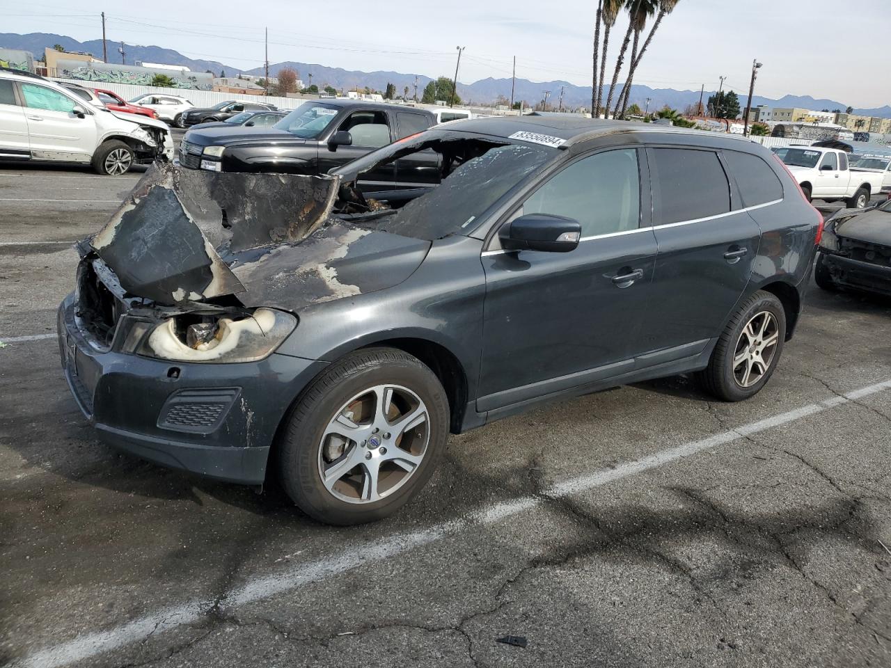 2013 VOLVO XC60 T6 - YV4902DZ5D2461066