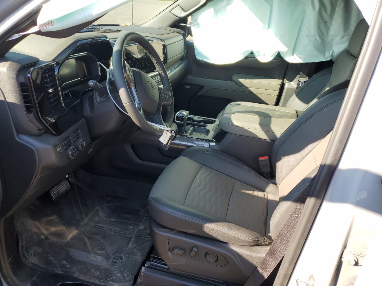 2024 CHEVROLET SILVERADO - 3GCUDHELXRG156918