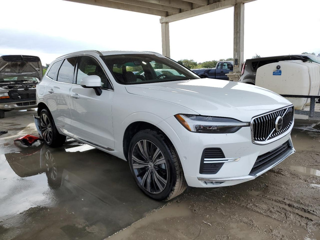 2023 VOLVO XC60 PLUS - YV4L12DE3P1374244