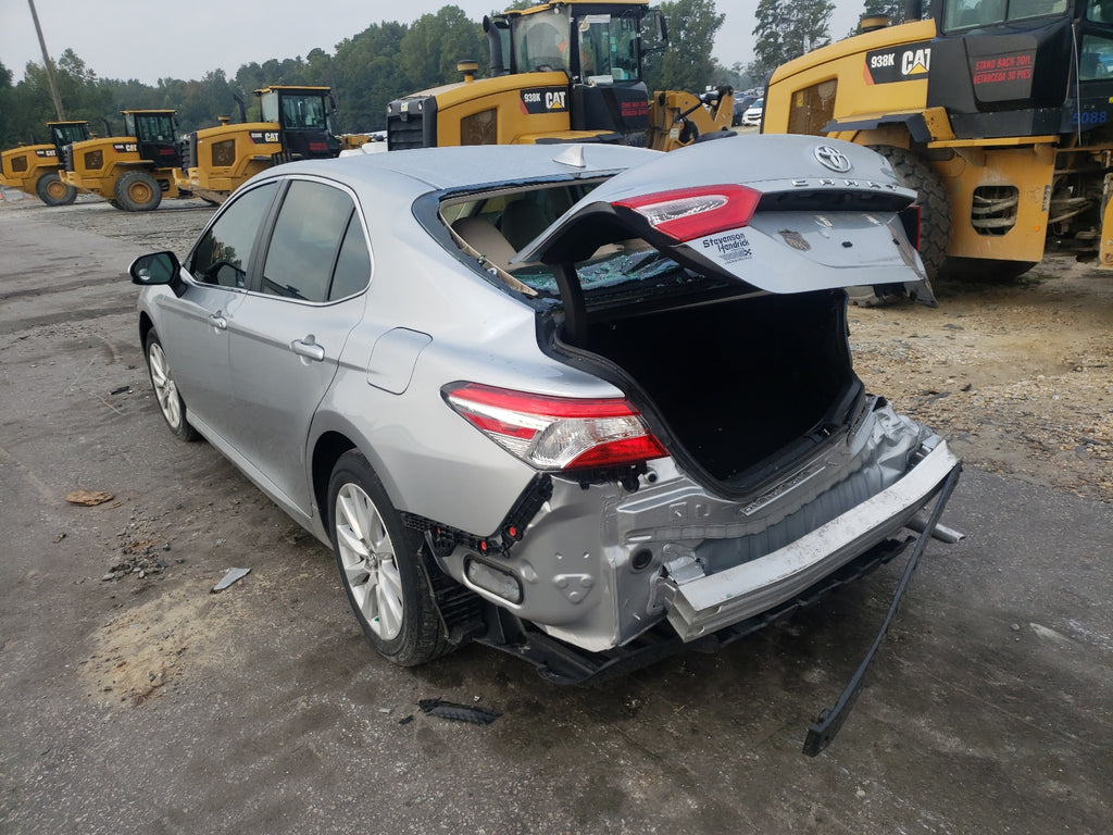 2020 TOYOTA CAMRY LE - 4T1C11AK5LU891556