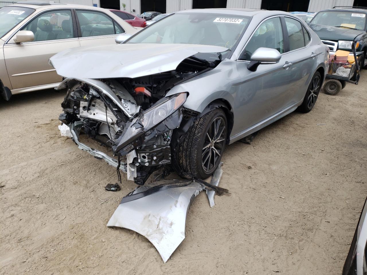 2021 TOYOTA CAMRY SE - 4T1G11AKXMU482133