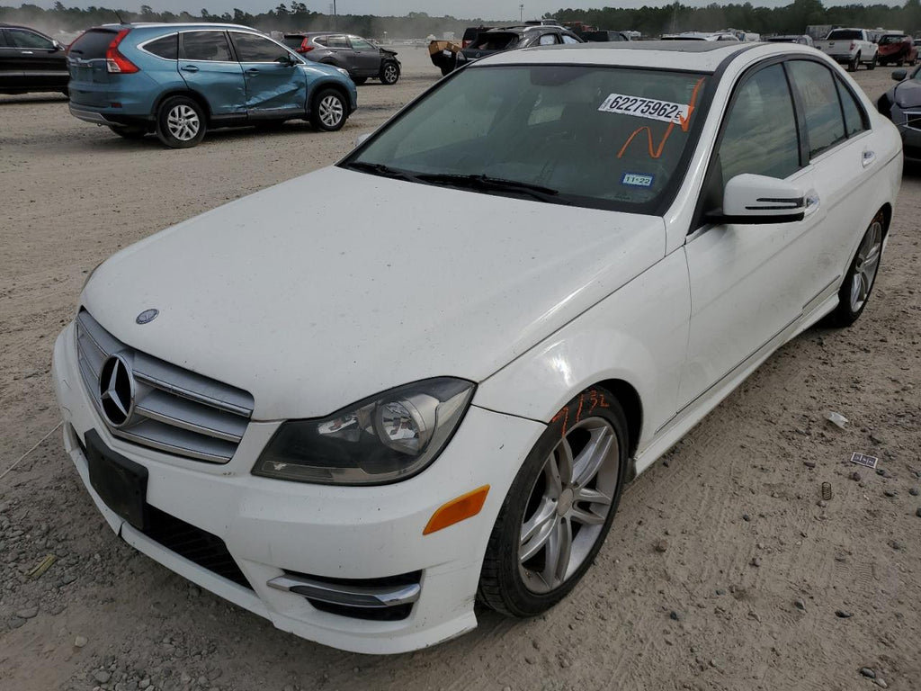 2013 MERCEDES-BENZ C 250 - WDDGF4HB5DA797264
