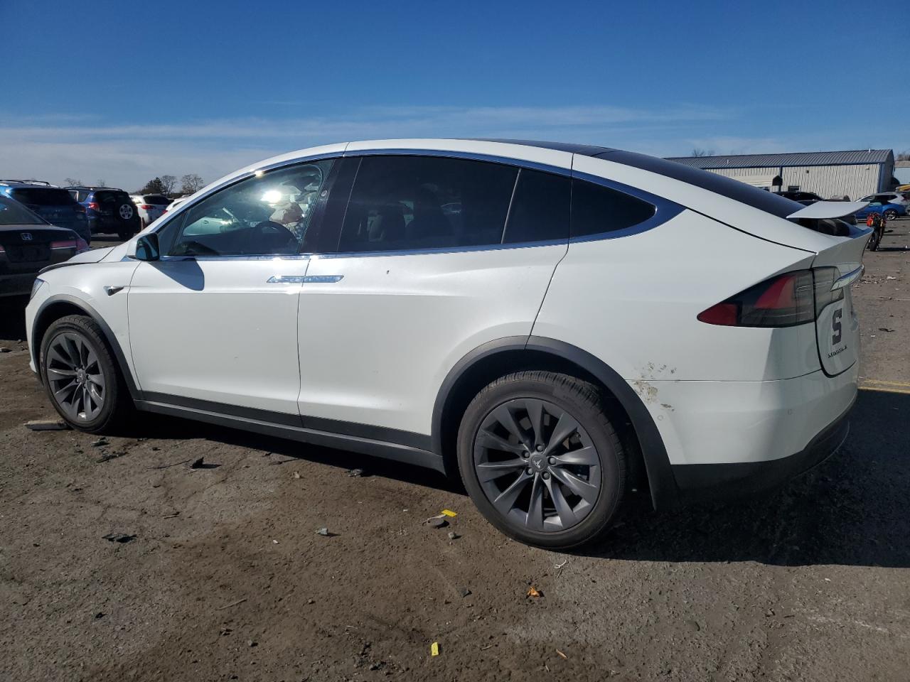 2018 TESLA MODEL X - 5YJXCDE22JF121901