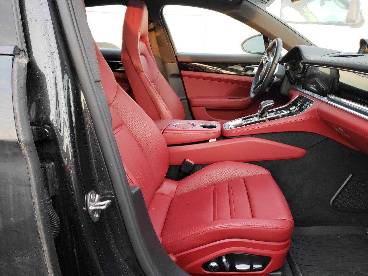 2018 PORSCHE PANAMERA 4 - WP0AE2A75JL176815