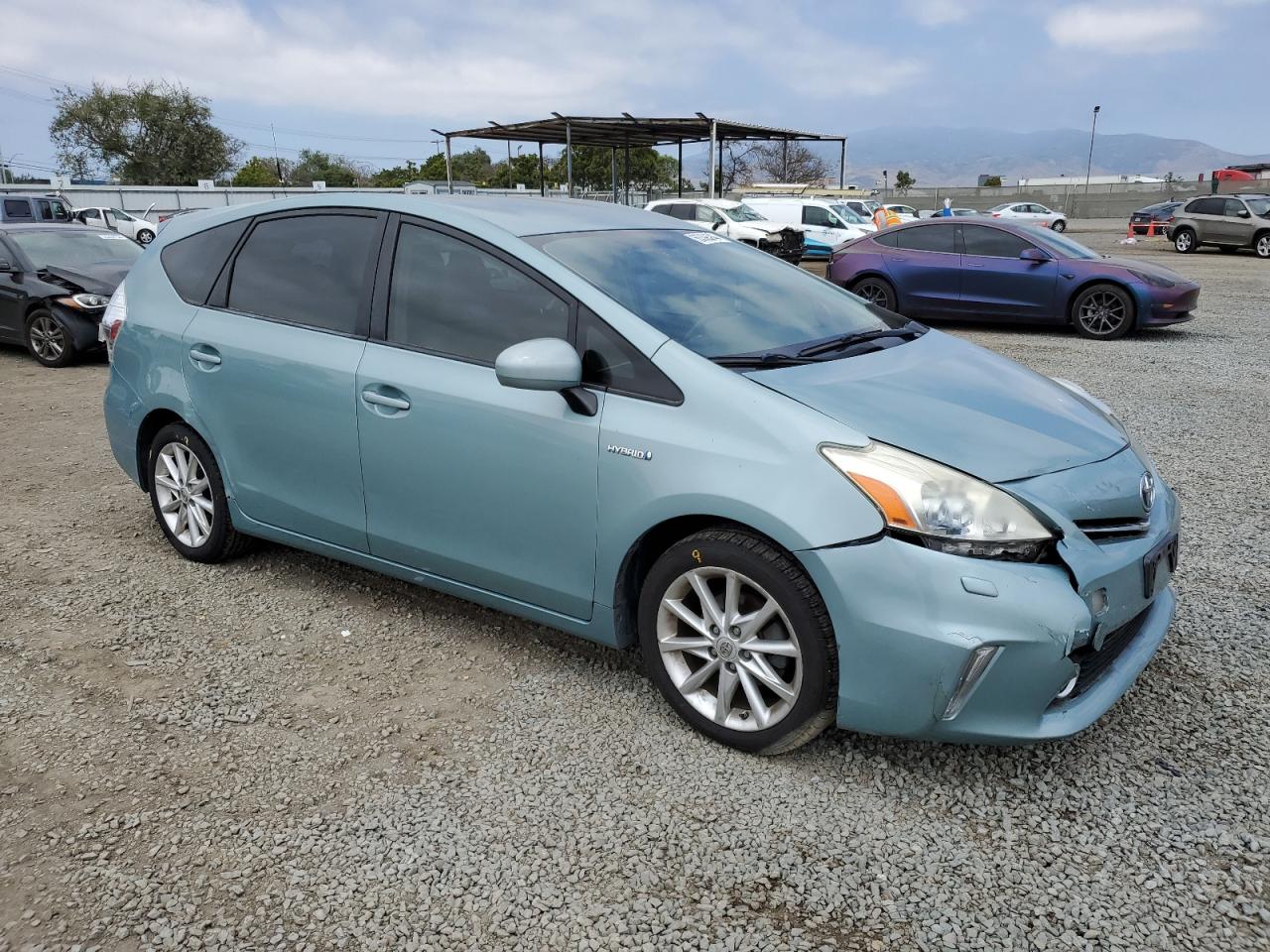 2013 TOYOTA PRIUS V - JTDZN3EUXD3270427