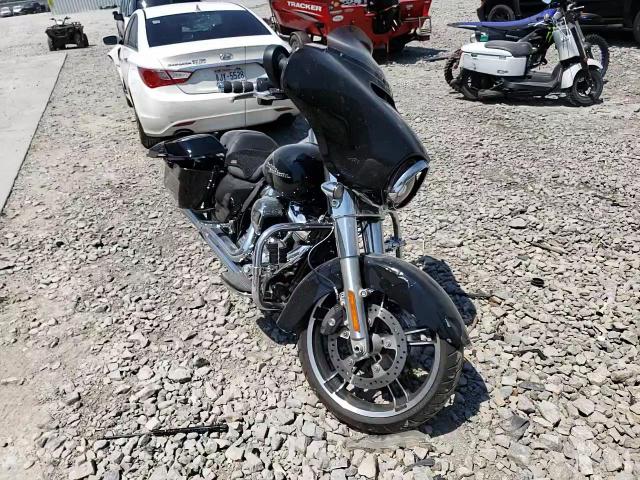 2018 HARLEY-DAVIDSON FLHX STREE - 1HD1KBC32JB654003